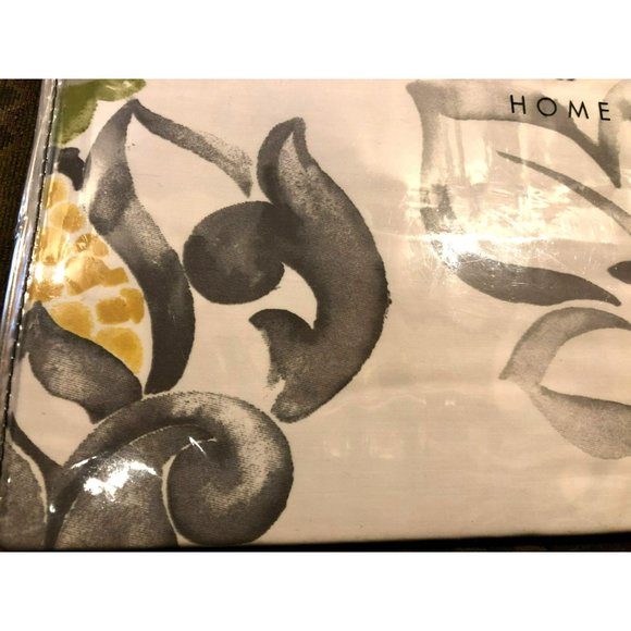 Tahari Home NIP Full/Queen 3 Piece Designer Duvet Set, 300 Thread Count 90"x 96" - Picture 4 of 5